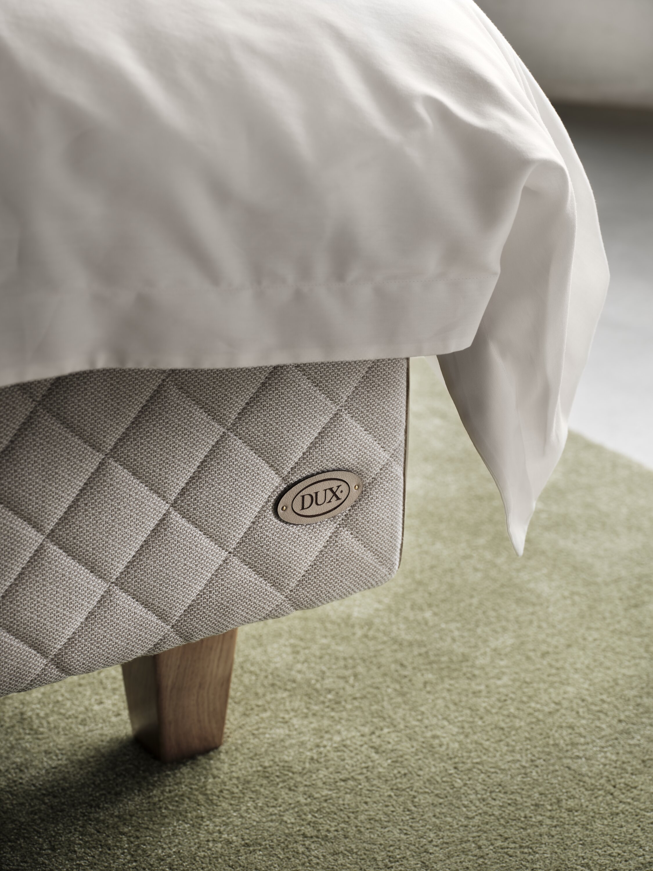 bed-frame-dux-10-sustainable comfort-pie-comfort-4.tif